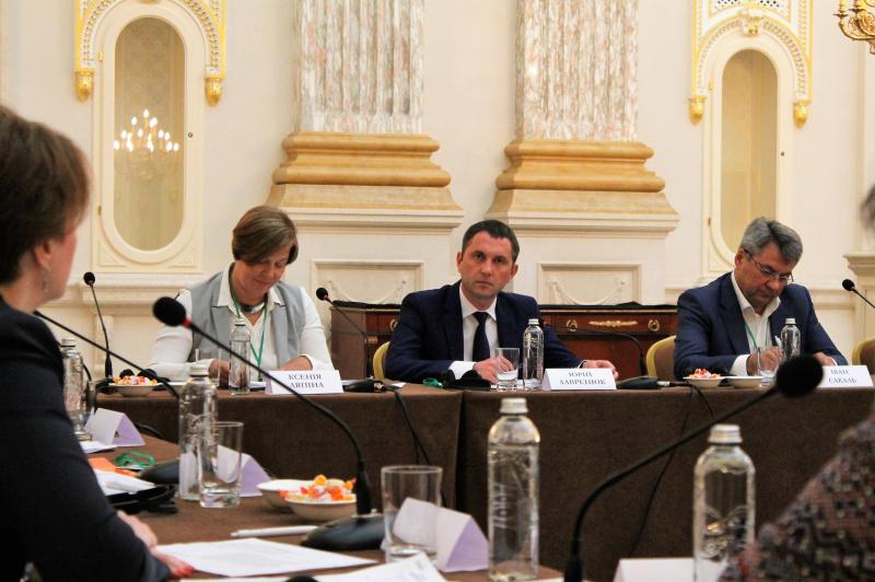 Міністерство інфраструктури прагне максимальної дерегуляції та спрощення процесів господарської діяльності - Юрій Лавренюк Міністерство інфраструктури прагне максимальної дерегуляції та спрощення процесів господарської діяльності - Юрій Лавренюк