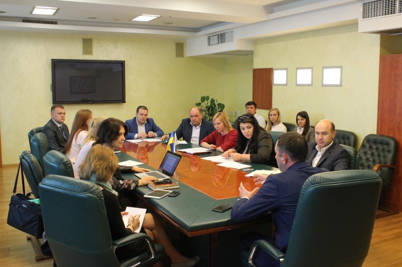 Міністерство інфраструктури активно співпрацює з представниками ініціативи «Разом проти корупції», - Юрій Лавренюк Міністерство інфраструктури активно співпрацює з представниками ініціативи «Разом проти корупції», - Юрій Лавренюк