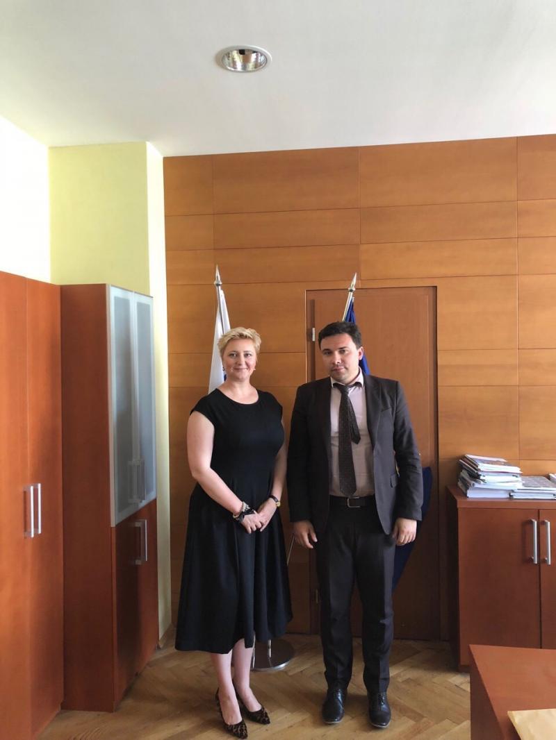 Відбулися переговори щодо Угоди про передачу відповідальності за забезпечення обслуговування повітряного руху та про експлуатацію Міжнародного аеропорту Ужгород Відбулися переговори щодо Угоди про передачу відповідальності за забезпечення обслуговування повітряного руху та про експлуатацію Міжнародного аеропорту Ужгород