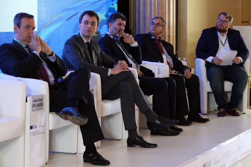 Цифрова інфраструктура - станова тяга Національної транспортної стратегії 2030 Drive Ukraine, - Володимир Омелян Цифрова інфраструктура - станова тяга Національної транспортної стратегії 2030 Drive Ukraine, - Володимир Омелян