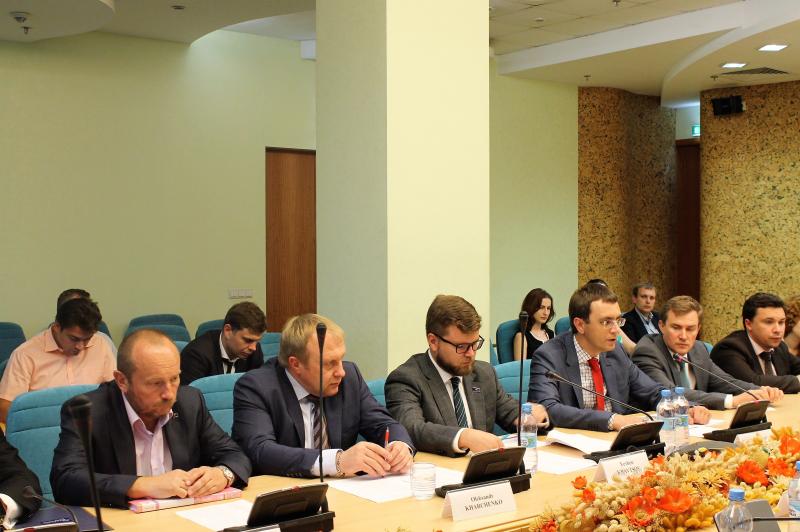 Вірю, що спільні проекти Міністерства інфраструктури з ЄБРР будуть ще глобальнішими та ще масштабнішими, - Володимир Омелян Вірю, що спільні проекти Міністерства інфраструктури з ЄБРР будуть ще глобальнішими та ще масштабнішими, - Володимир Омелян