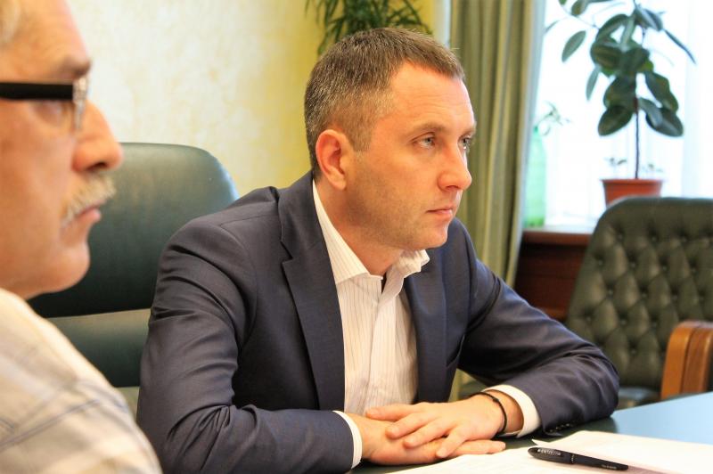 Всі підприємства та установи, що належать до сфери управління міністерства, повинні почати підготовку до осінньо-зимового періоду 2018-2019 років, - Юрій Лавренюк Всі підприємства та установи, що належать до сфери управління міністерства, повинні почати підготовку до осінньо-зимового періоду 2018-2019 років, - Юрій Лавренюк