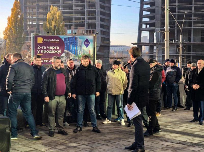 Сьогодні я повторно звернуся до Кабінету Міністрів України з вимогою звільнення М.Ноняка, - Володимир Омелян Сьогодні я повторно звернуся до Кабінету Міністрів України з вимогою звільнення М.Ноняка, - Володимир Омелян