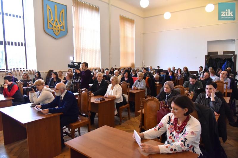 Українці в Аргентині потребують підтримки від України, – із зустрічі з Юрієм Данилишиним Українці в Аргентині потребують підтримки від України, – із зустрічі з Юрієм Данилишиним