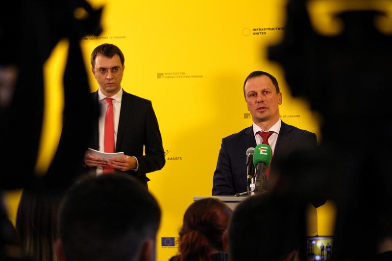 Лібералізація повітряного сполучення, розширення міжнародного співробітництва – ключові пріоритети Державіаслужби у 2019 році, - Володимир Омелян Лібералізація повітряного сполучення, розширення міжнародного співробітництва – ключові пріоритети Державіаслужби у 2019 році, - Володимир Омелян