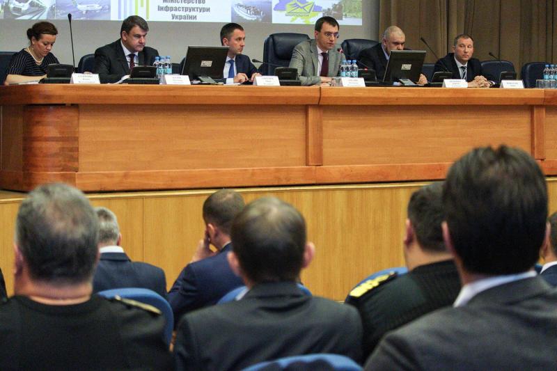 Ані Чорне, ні Азовське море не будуть внутрішніми морями Російської Федерації, – Володимир Омелян Ані Чорне, ні Азовське море не будуть внутрішніми морями Російської Федерації, – Володимир Омелян