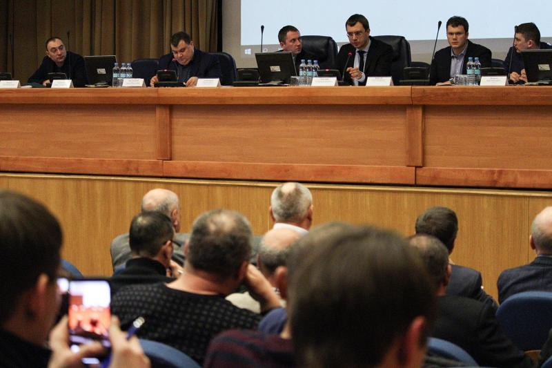 В Міністерстві інфраструктури за моєї каденції не було створено жодної монополії. Наша мета - дати нормальну прозору процедуру для бізнесу. І я це зроблю, як зробив інші прогресивні речі, - Володимир Омелян В Міністерстві інфраструктури за моєї каденції не було створено жодної монополії. Наша мета - дати нормальну прозору процедуру для бізнесу. І я це зроблю, як зробив інші прогресивні речі, - Володимир Омелян