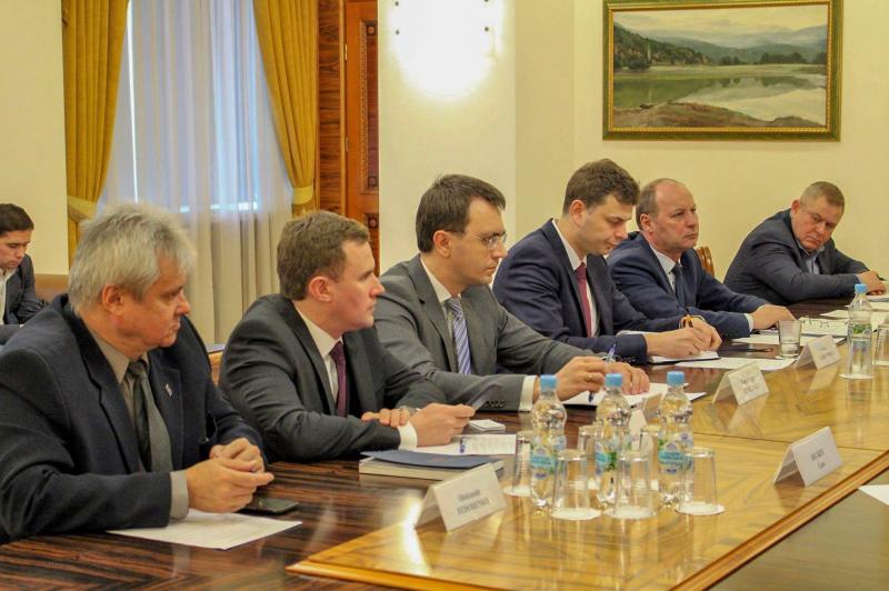 Ми задоволені співпрацею з General Electric, - Володимир Омелян Ми задоволені співпрацею з General Electric, - Володимир Омелян