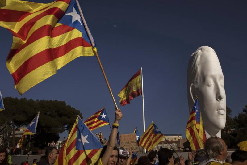 В Мадриді пройшов багатотисячний марш на підтримку каталонських політиків