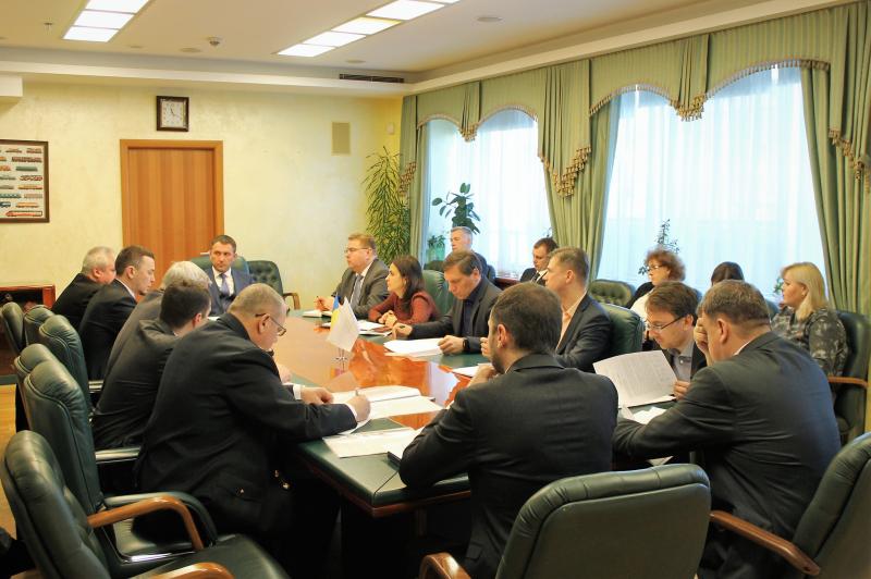 Ми маємо застосувати протекціоністські заходи, щоб захистити українські порти Азовського регіону, - Юрій Лавренюк Ми маємо застосувати протекціоністські заходи, щоб захистити українські порти Азовського регіону, - Юрій Лавренюк