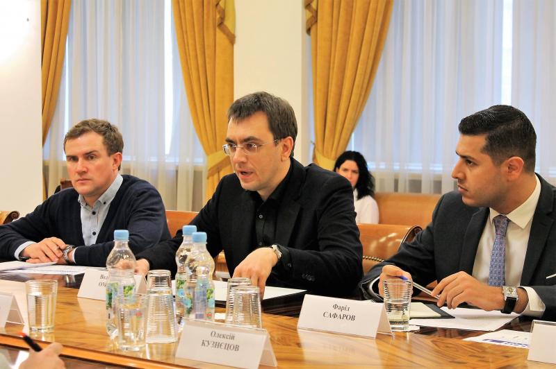 Володимир Омелян провів зустріч із головою НКРЗІ Олександром Животовським Володимир Омелян провів зустріч із головою НКРЗІ Олександром Животовським