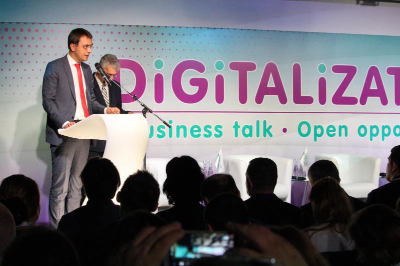 Володимир Омелян відкрив форум «Digitalization. Business talk. Open opportunities» Володимир Омелян відкрив форум «Digitalization. Business talk. Open opportunities»