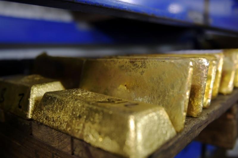 НБУ підвищив офіційний курс золота