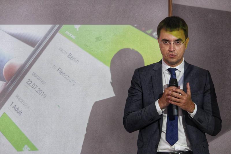 Я радий вітати початок співпраці двох чудових компаній - FlixBus та Gunsel, - Володимир Омелян Я радий вітати початок співпраці двох чудових компаній - FlixBus та Gunsel, - Володимир Омелян