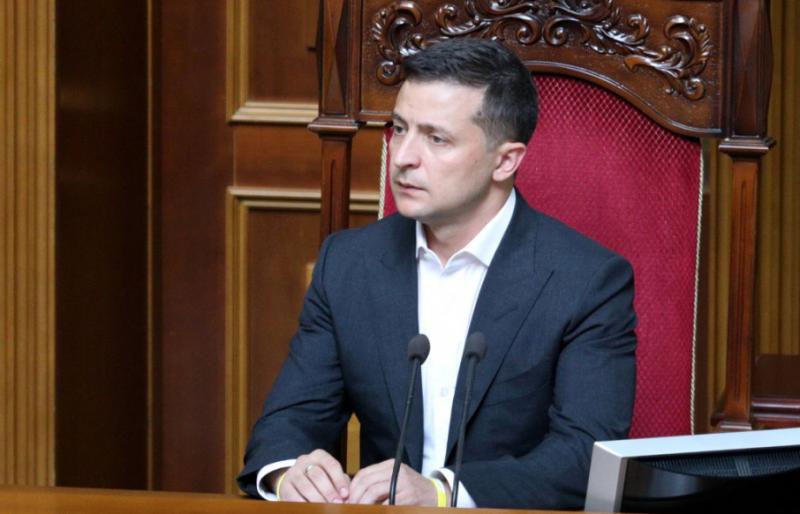 Зеленський пропонує Раді закріпити в Конституції повноваження Президента призначати директора НАБУ і ДБР