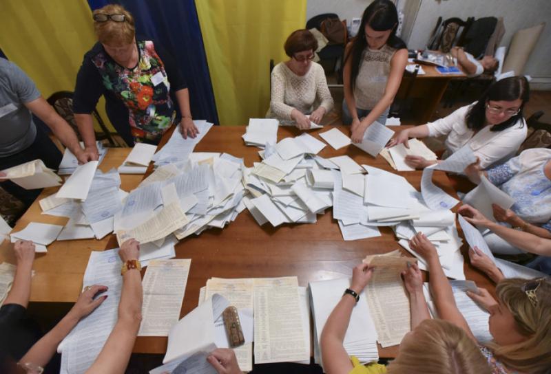 19 гривень для "Слуги народу": у КВУ розповіли, скільки коштував голос виборця для партій
