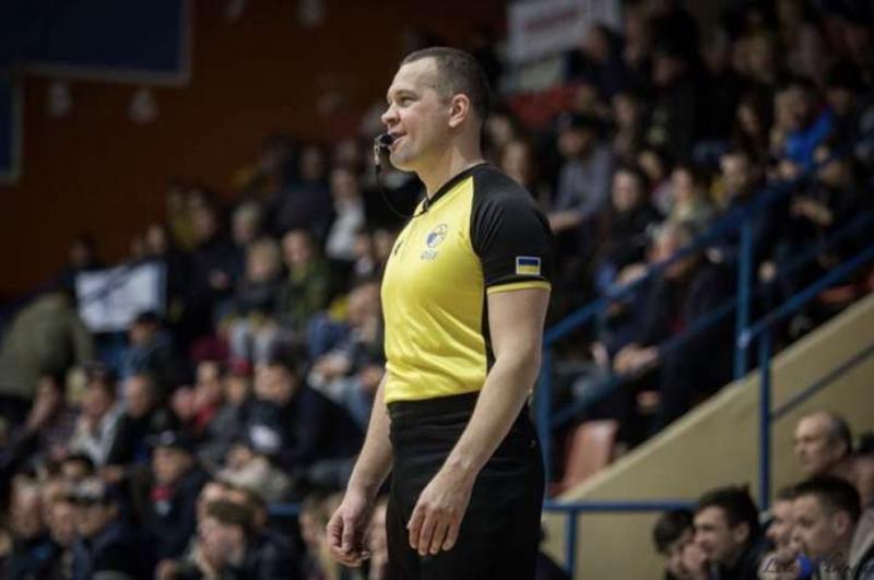 Офіційно: Українець Сергій Защук судитиме матчі ЧС-2019 з баскетболу в Китаї