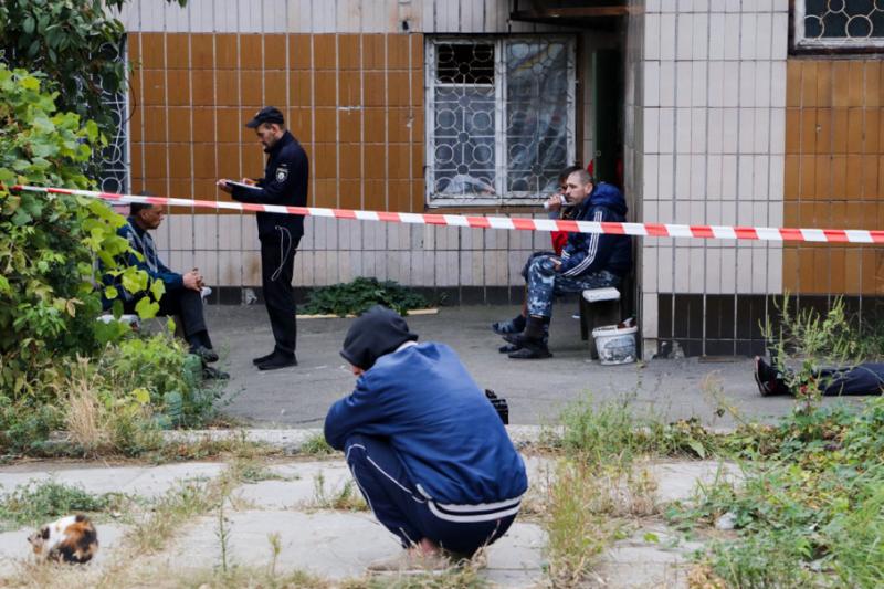 У Києві закатували до смерті чоловіка, його тіло знайшли на вулиці