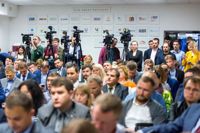 Пріоритетом Міністерства на найближчі роки є максимальна цифровізація всіх процесів на транспорті, - Владислав Криклій Пріоритетом Міністерства на найближчі роки є максимальна цифровізація всіх процесів на транспорті, - Владислав Криклій