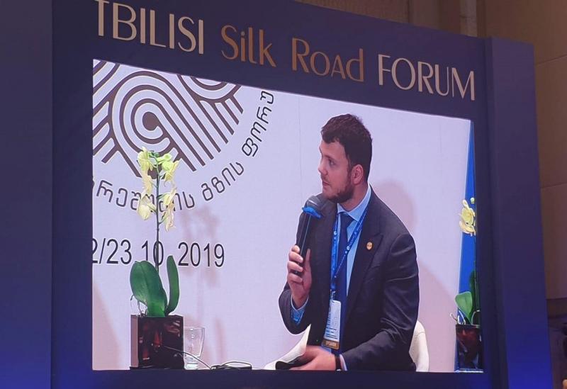 Усі гілки влади України спільно працюють над реалізацією реформ, - Владислав Криклій Усі гілки влади України спільно працюють над реалізацією реформ, - Владислав Криклій