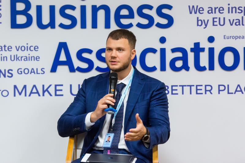 Пріоритетом Міністерства на найближчі роки є максимальна цифровізація всіх процесів на транспорті, - Владислав Криклій Пріоритетом Міністерства на найближчі роки є максимальна цифровізація всіх процесів на транспорті, - Владислав Криклій