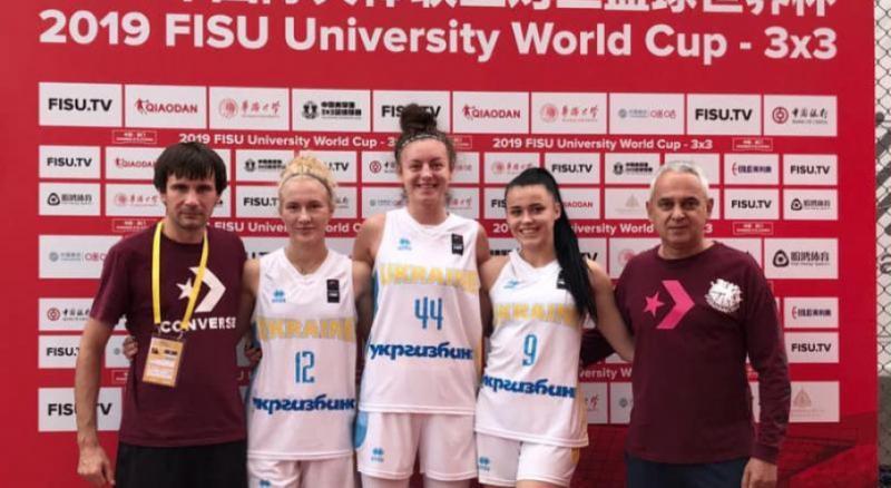 Жіноча команда України з баскетболу 3х3 вийшла в 1/4 фіналу студентського Кубку світу