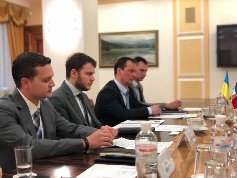 Міністр інфраструктури України Владислав Криклій провів зустріч із представниками компанії Airbus Міністр інфраструктури України Владислав Криклій провів зустріч із представниками компанії Airbus