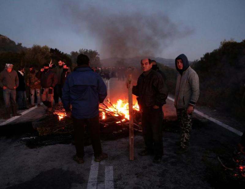 На грецькому острові спалахнули сутички через спробу збудувати табір для мігрантів