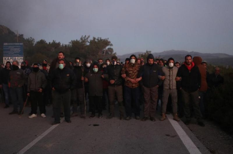 На грецькому острові спалахнули сутички через спробу збудувати табір для мігрантів